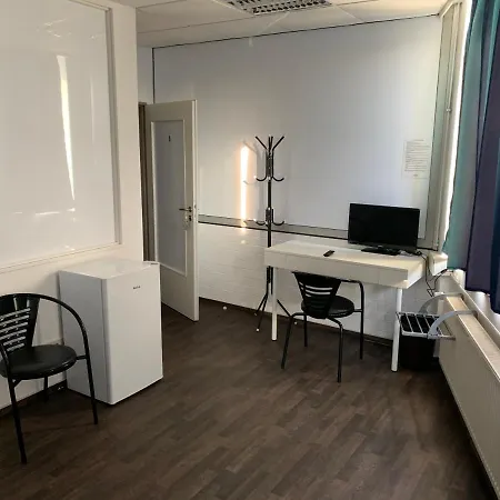 Pension-wettbergen Guest house